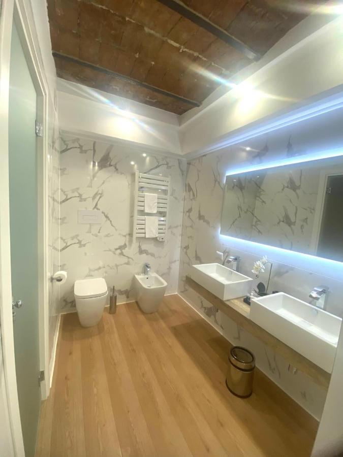 Miluar Luxury B&B - Vanvitelli Neapel Exteriör bild